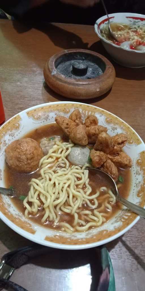 Bakso Pemuda 8