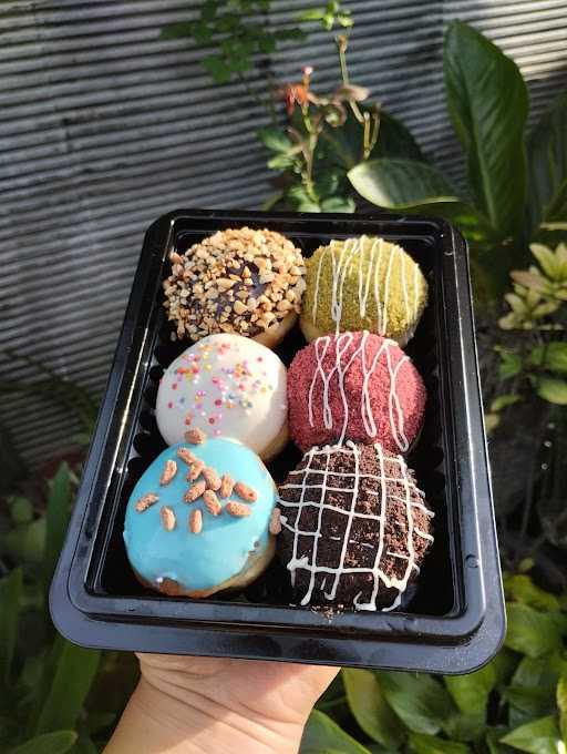 Cakery Donuts 2