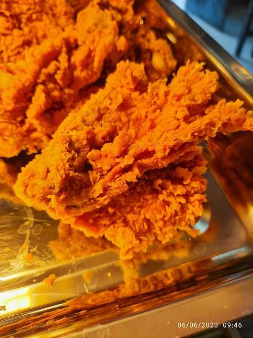 Dkriuk Fried Chicken Batu 6