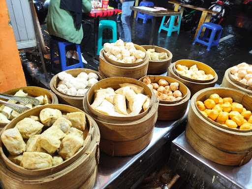 Hotman Dimsum Batu 3