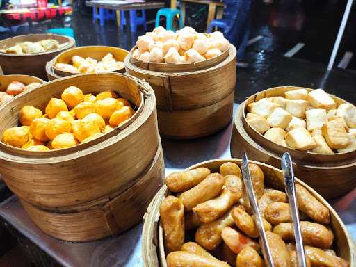 Hotman Dimsum Batu 5