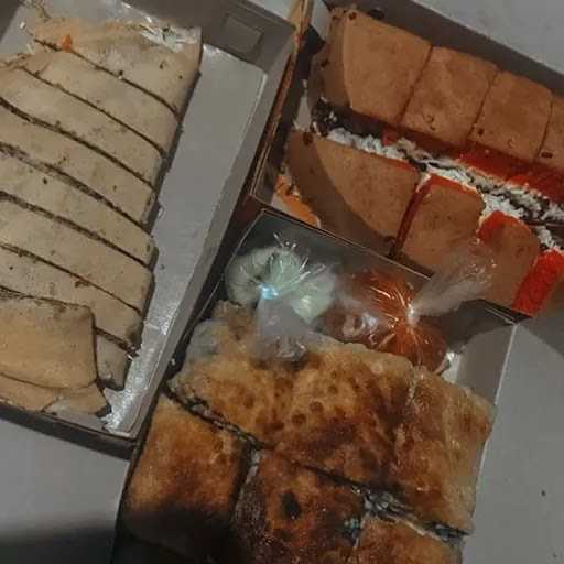 Martabak Baru, Sisir 8