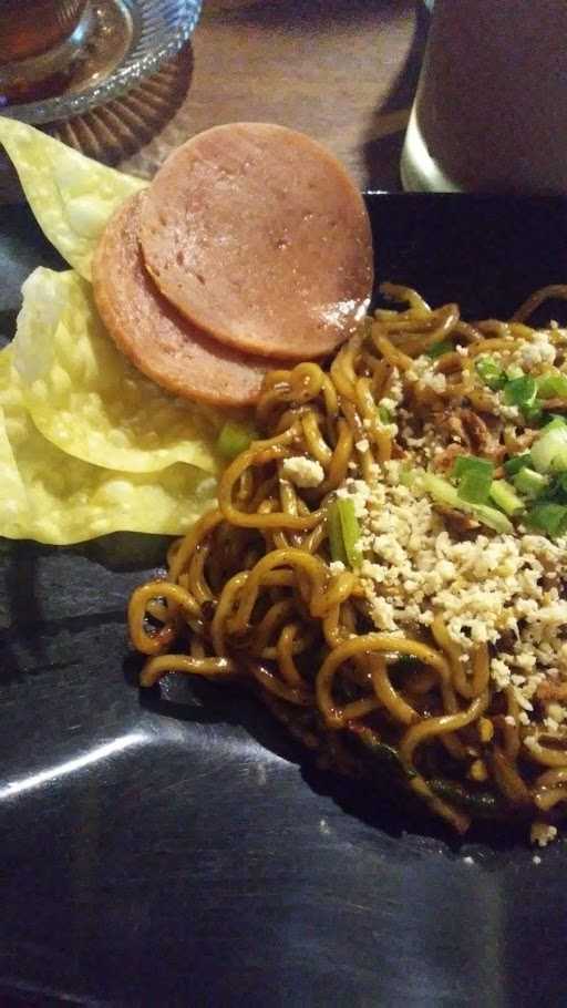 Mie Pedas Jawa 8