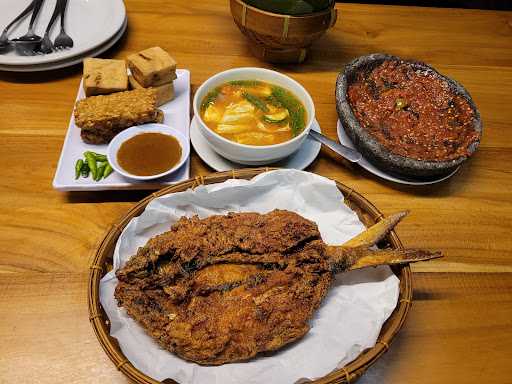 Warung Bethania Batu 10