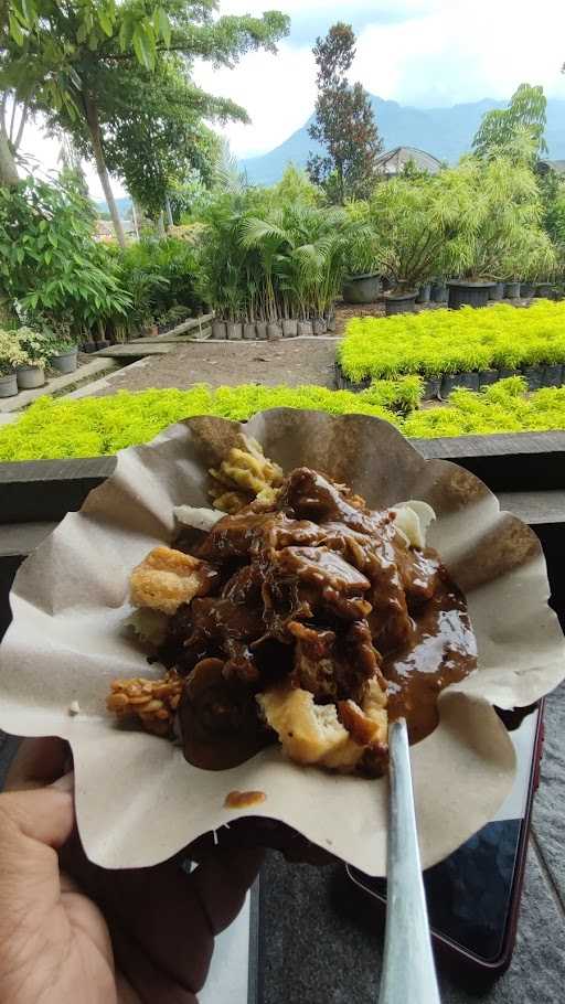 Warung Bu Wit Soto Daging 3