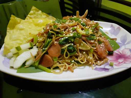 Zhaff Noodles & Snack 3