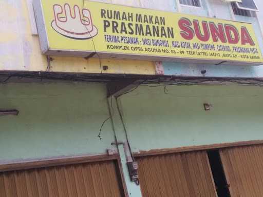 Rumah Makan Prasmanan Sunda 1