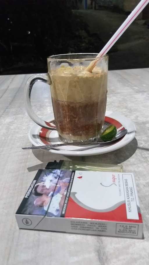 Warung Kopi Buk Yusdawilis 6