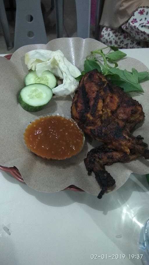 Ayam Bakar Chaniago 10