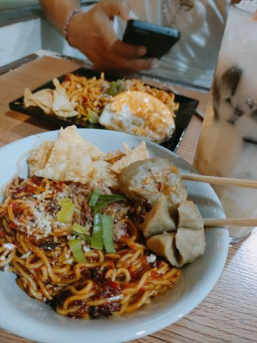 Mie Meletup, Bengkong City 3