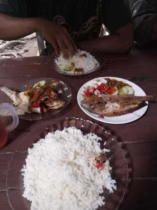 Warung Ayam Bakar Topan 1