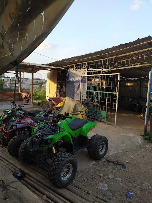 Warkop Pelangi (Tempat Nongkrong) 3