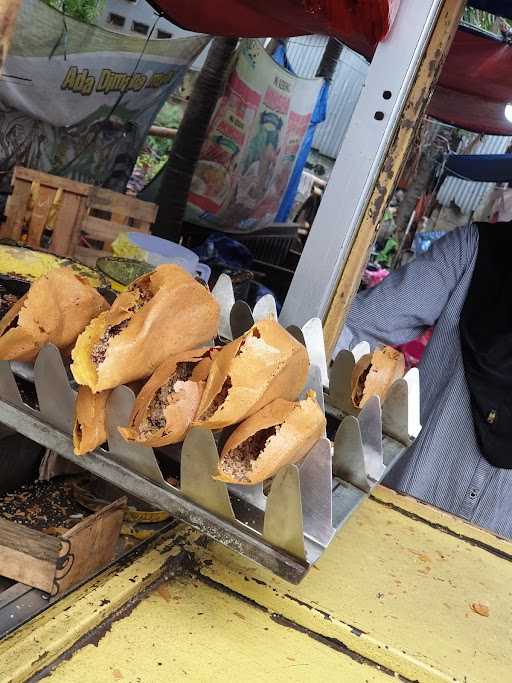 Apam Balik - Malaysian Specialty Sweet Turnover Pancake 9