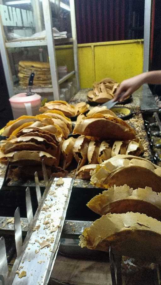 Apam Balik - Malaysian Specialty Sweet Turnover Pancake 7