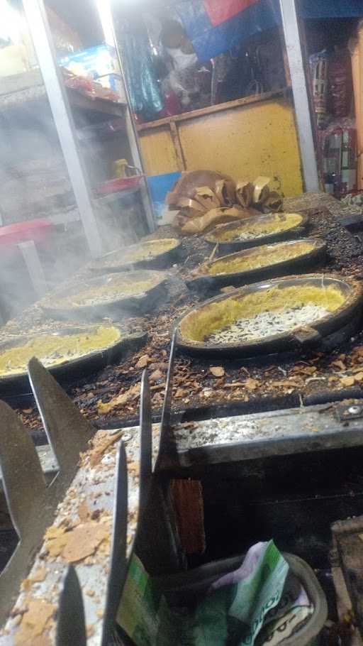 Apam Balik - Malaysian Specialty Sweet Turnover Pancake 6