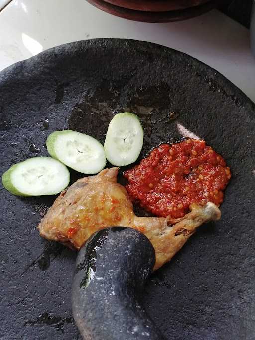 Ayam Penyet Tulang Lunak Pak Tono 4