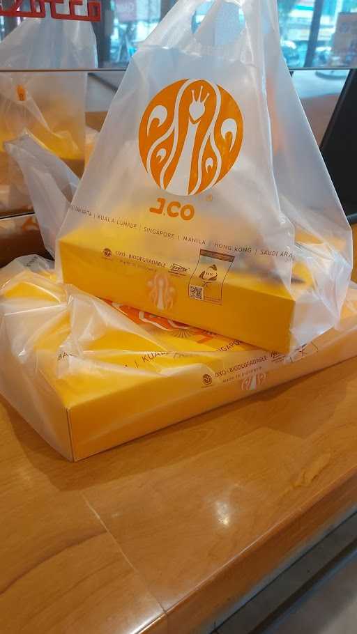 Jco Coffee & Donuts Sa Batu Ceper 7