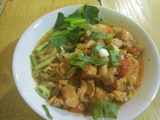 Mie Ayam Rizky 88 7