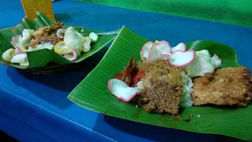 Nasi Uduk Ibu Dede 1