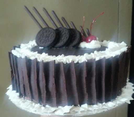 Dewi Fun Cake'S 4