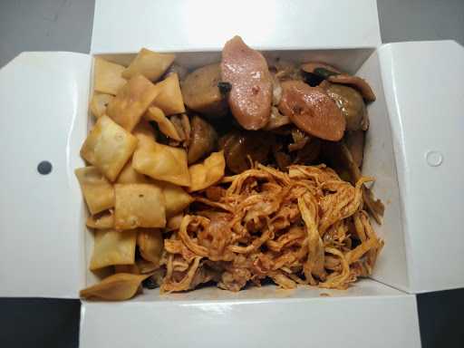 Mie Ta-Box 2