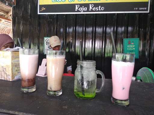 Raja Homestay Dan Resto 1