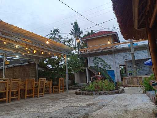 Angkringan Dan Homestay Jamaq-Jamaq 5