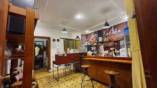 Kadaka Cafe 8