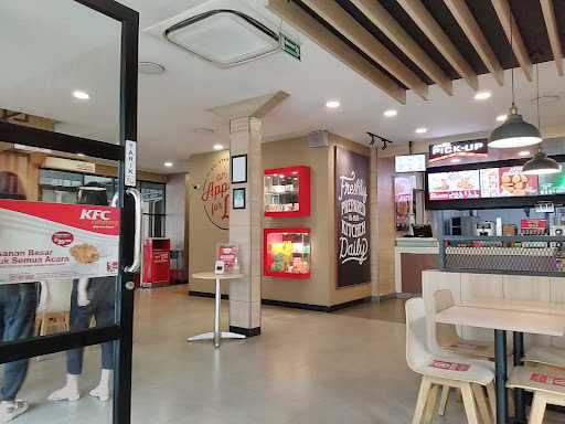 KFC - Ahmad Yani Bandung 8