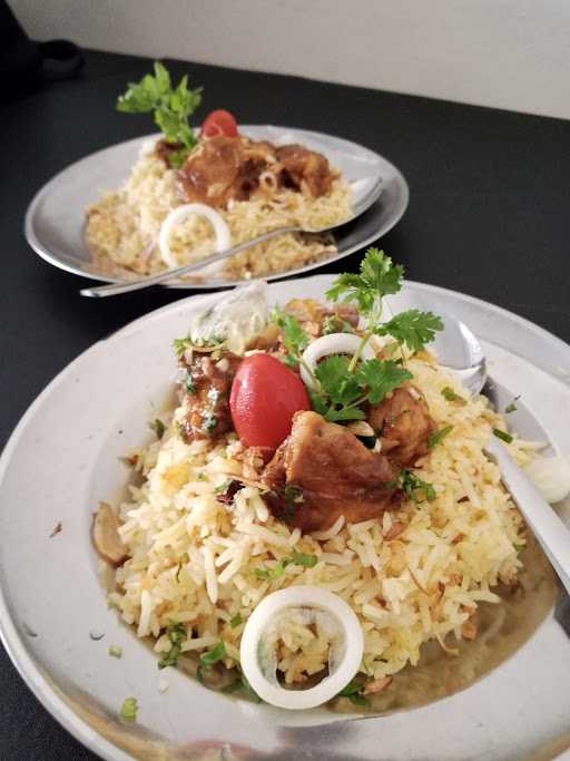 Bhaii Sabb Biryani 8