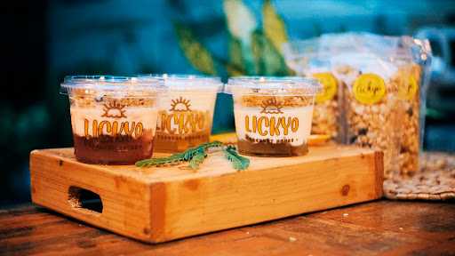 Lickyo Yoghurt House Turangga 8