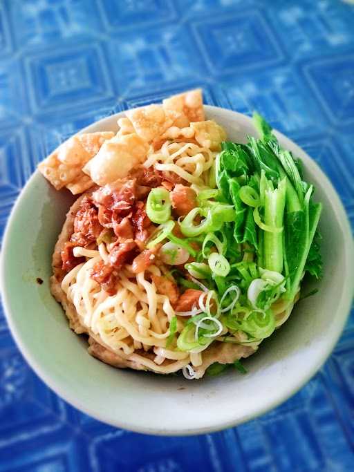 Mie Ayam & Bakso Iga Mbk Fitri 3