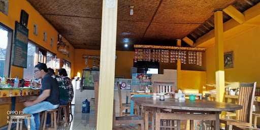 Warung Bu Soto 6