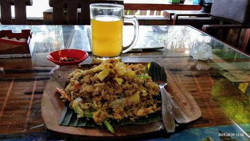 Warung Made Perean 9