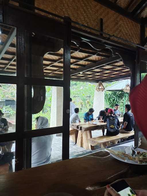 Warung Pondok Mutiara 8