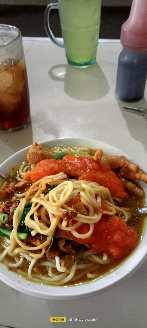 Bakso & Mie Ayam Laris 4