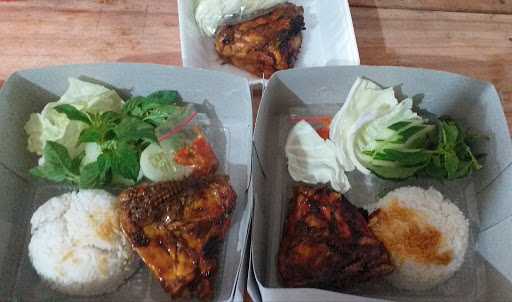 Bebek & Ayam Goreng Tentrem 4