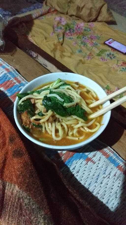 Mie Ayam Bakso Pak Giant 3