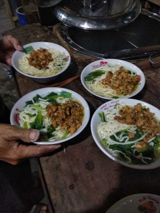 Mie Ayam Bakso Pak Giant 6