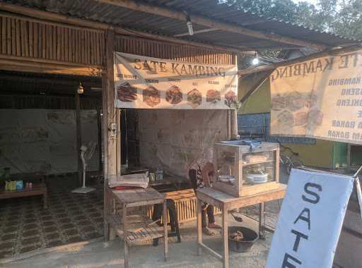 Warung Sate Mbah Molyani 3