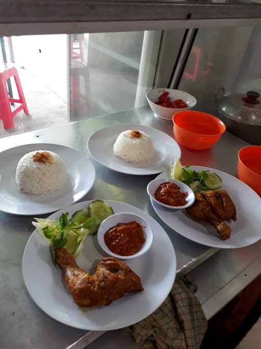 Warung Cemara Cader 3