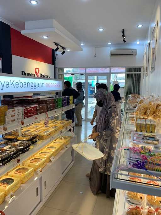 Bunga Bakery Tanah Baru 4