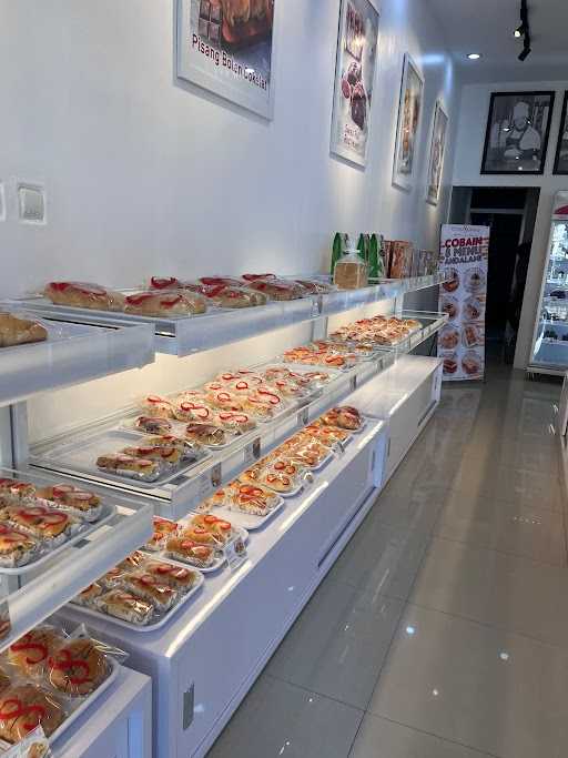 Bunga Bakery Tanah Baru 2