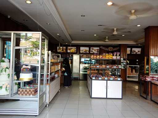 Daniel Bakery 7