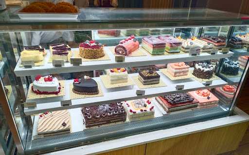 Mako Bakery & Cake - Margo City 4