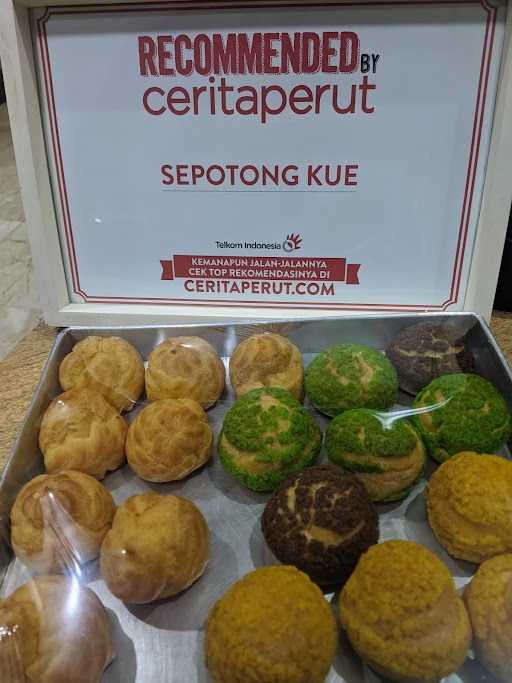 Sepotong Kue Kitchen 1