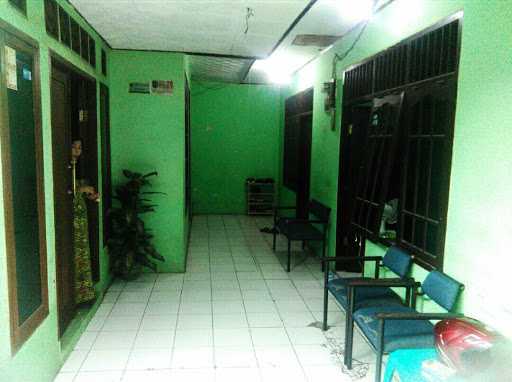 Rumah Kos Ibu Roniah 3