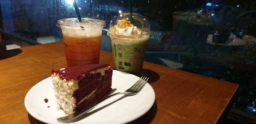 Starbucks - Margonda Raya 1