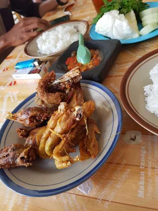 Ayam Goreng & Sop Laris 4