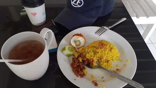 Ayam Goreng & Sop Laris 1